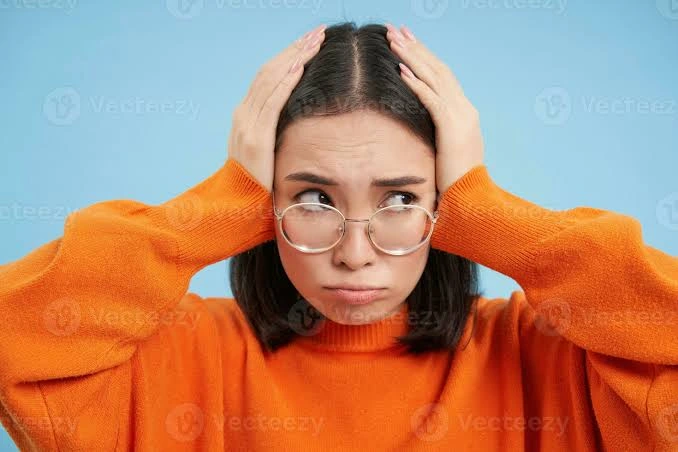 women who never used astigmatic glasses will be confused if she does not use glasses instead going to another clinic